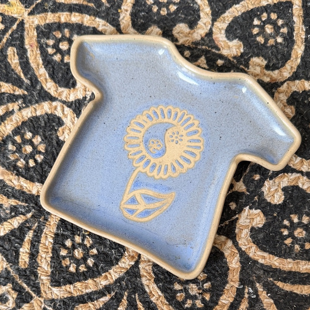 Blue Ceramic T-Shirt Shaped Trinket Dish Urban Outfitters